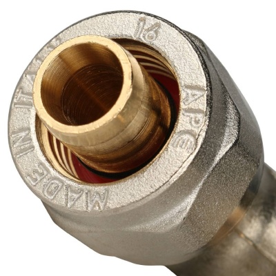 фото STOUT SFS-0003-001616 Угольник  90° для металлопластиковых труб винтовой